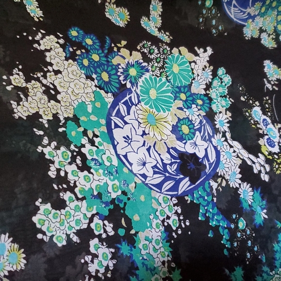 3/$30 George Sheer Sleeveless Top - Picture 3 of 5